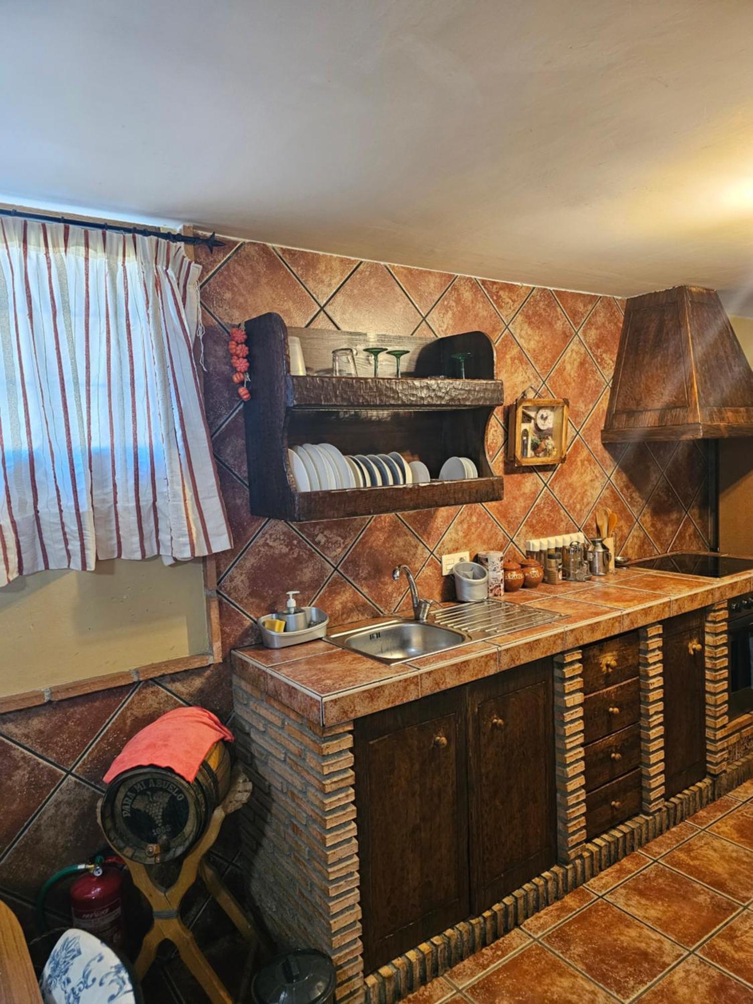 Apto-En El Bajo De La Casa-Estilo Rustico En 迪拉尔 外观 照片